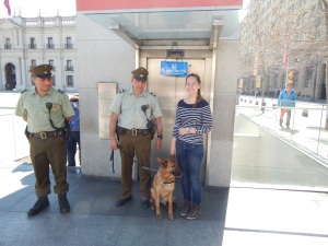 Polizisten, ein Hund und ich :D 